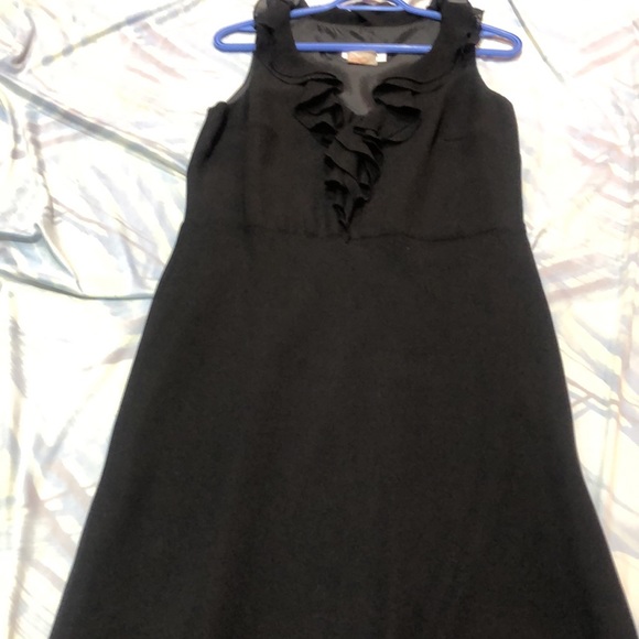 Dress - Picture 7 of 15